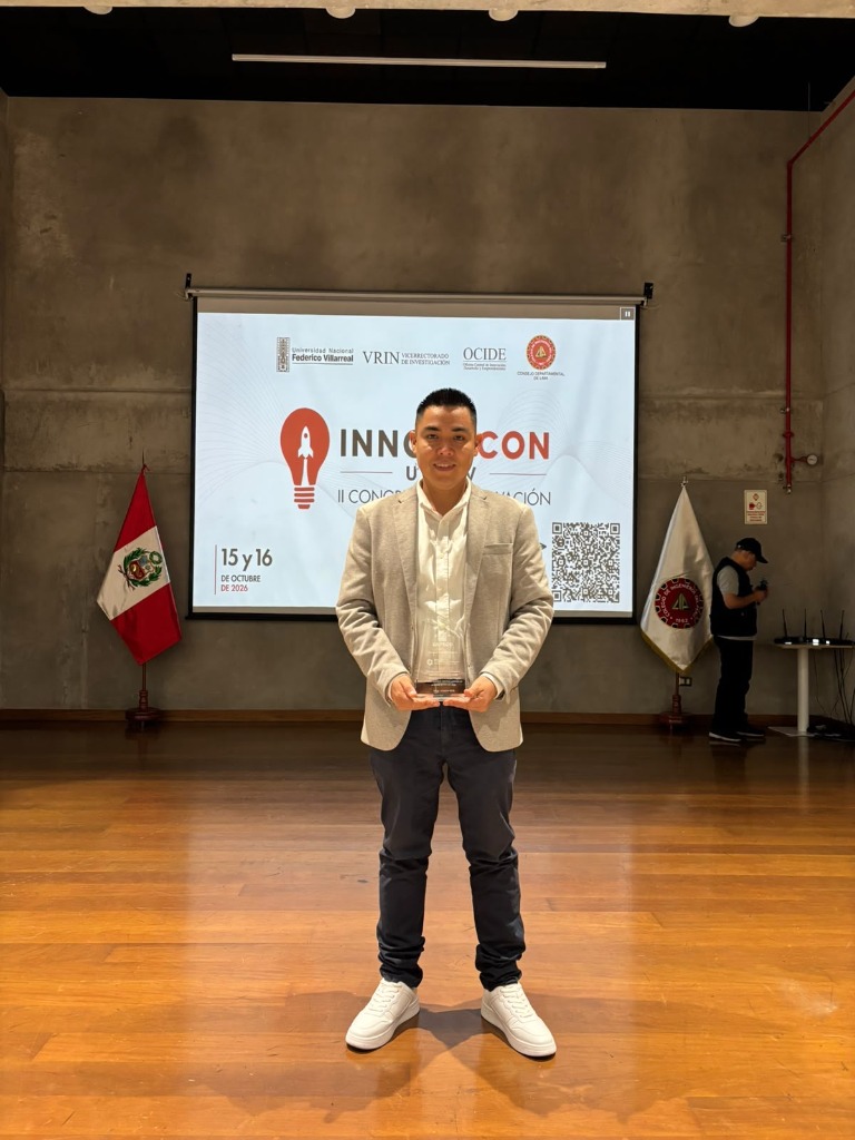 Premiados en Colegio de Ingenieros - INNOVACON UNFV
